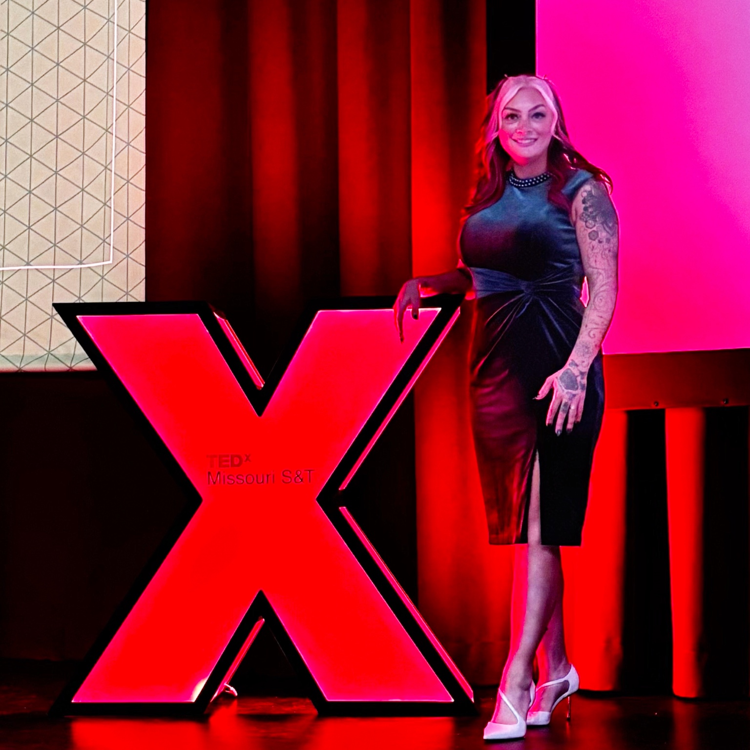 Simoriah Stogner on the TEDxMissouri S&T stage